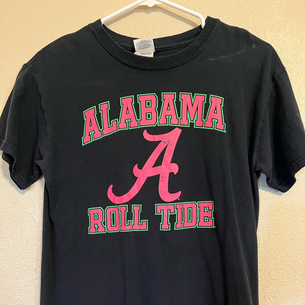 Small Alabama Roll Tide T-Shirt.